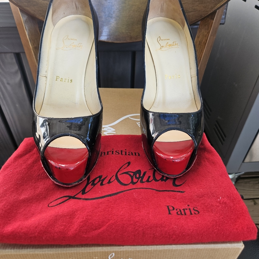 SOLD - Authentic EUC Christian Louboutin Hyper Prive - Size 36 1/2